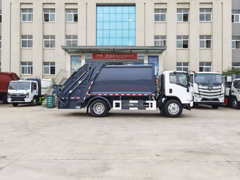 ISUZU Brand 10CBM Compactor Garbage Truck