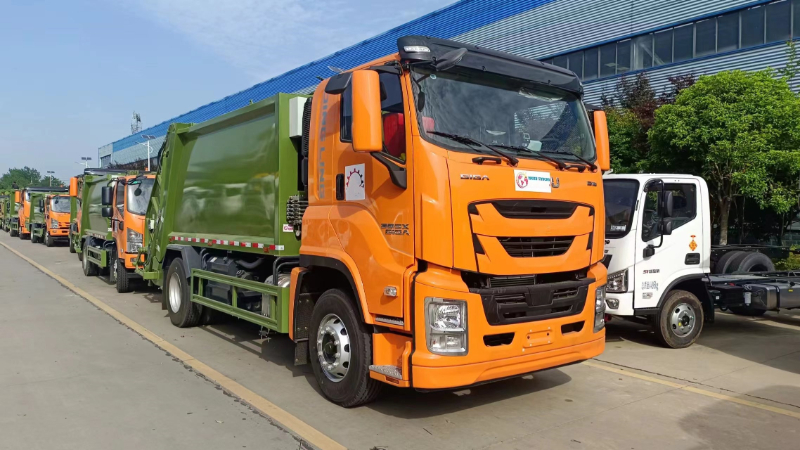 ISUZU 13CBM Compactor Garbage Truck