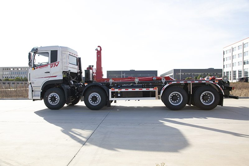 26 Tons Hooklift Truck