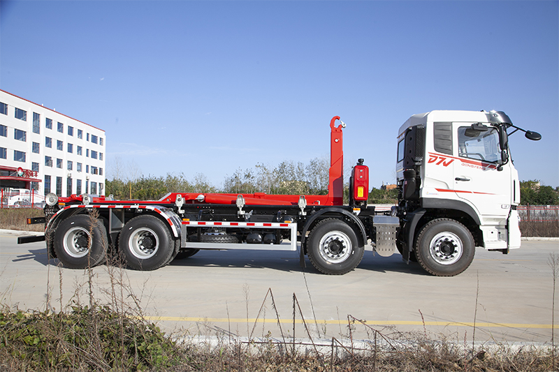 26 Tons Hooklift Truck