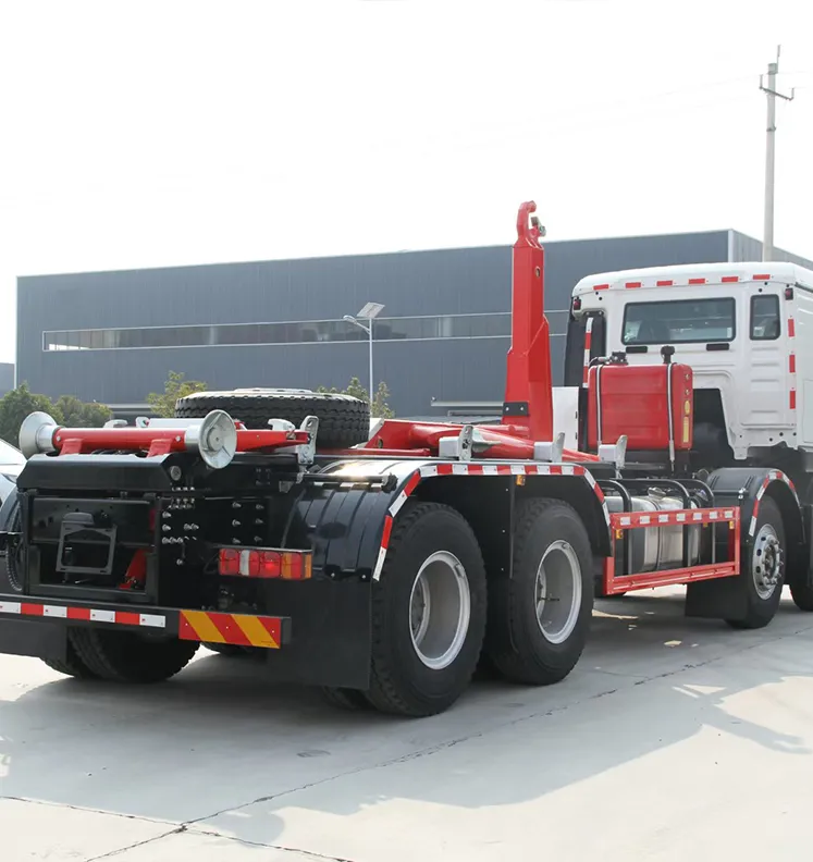 8*4 Sinotruk 26 Tons Hooklift Truck