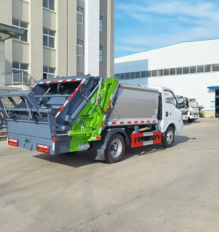 Dongfeng 4.8CBM Garbage Compactor Truck