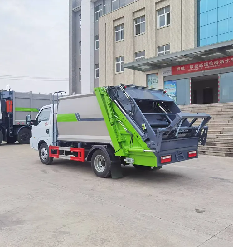 Dongfeng 5.8CBM Garbage Compactor Truck